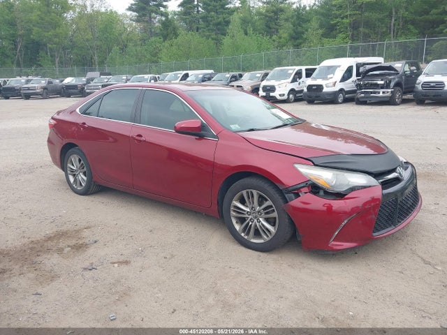 Salvage Toyota Camry Image