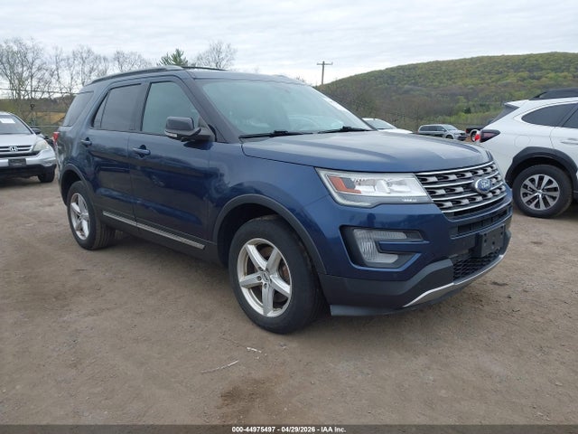 Salvage Ford Explorer Image
