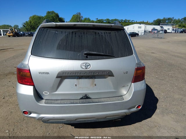 Toyota Highlander Sport