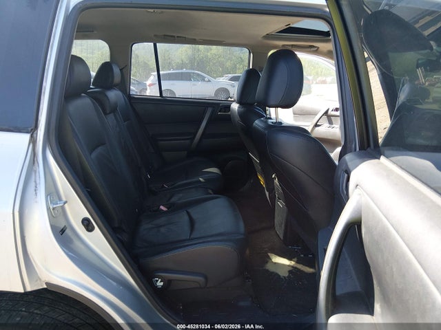 Toyota Highlander Sport