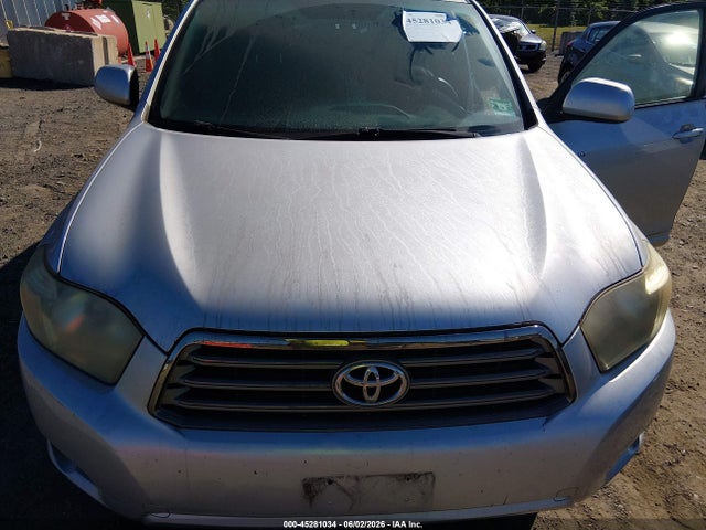 Toyota Highlander Sport