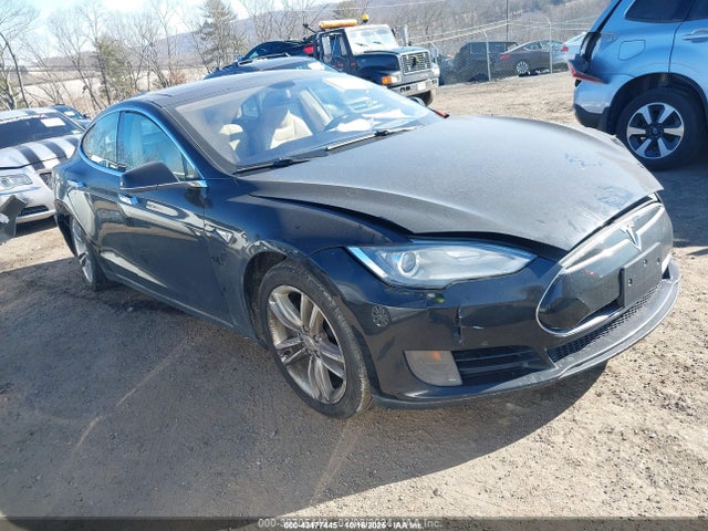 Salvage Tesla Model S Image