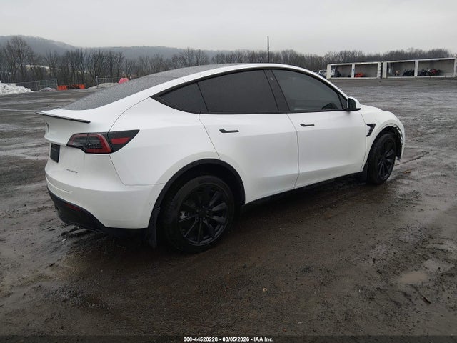 Tesla Model Y Long Range Dual Motor All-wheel Drive