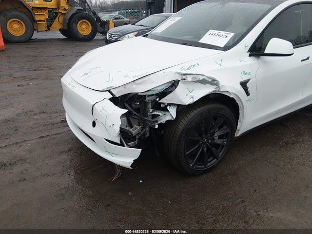 Tesla Model Y Long Range Dual Motor All-wheel Drive