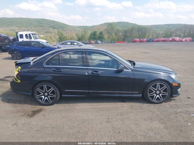 Mercedes-Benz C-Class Sport 4matic