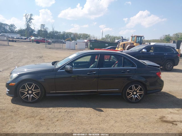 Mercedes-Benz C-Class Sport 4matic