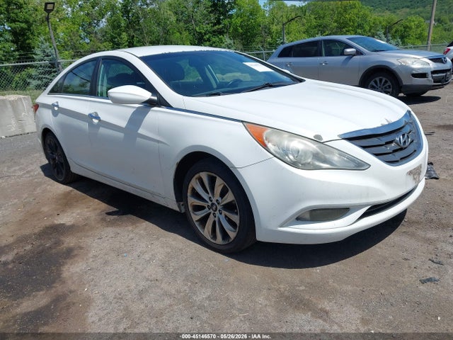 Salvage Hyundai SONATA Image