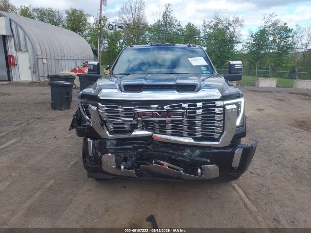 General Motors Sierra 2500HD 4wd  Standard Bed Denali