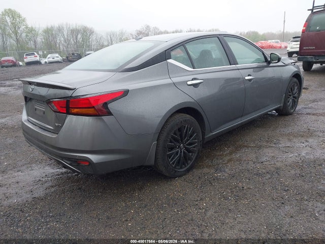 Nissan Altima Sv Awd