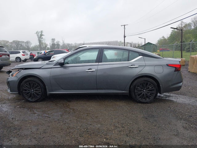 Nissan Altima Sv Awd