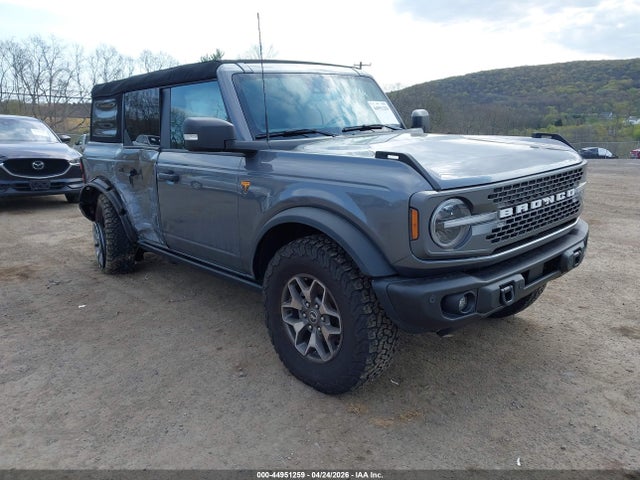 Salvage Ford Bronco Image