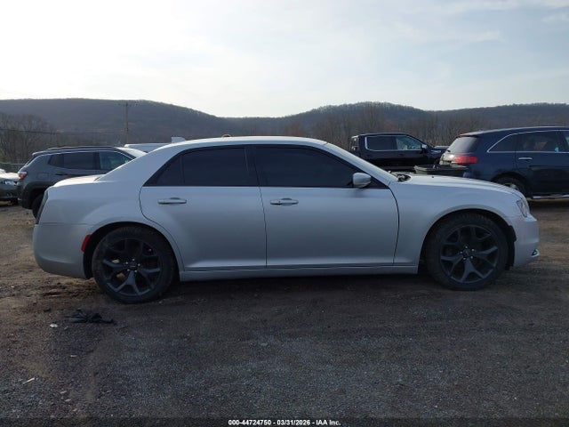 Chrysler 300 300s