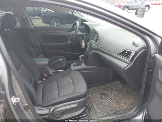 Hyundai ELANTRA Value Edition