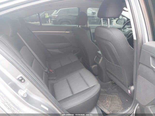 Hyundai ELANTRA Value Edition