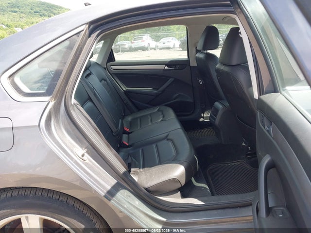 Volkswagen Passat 1.8t Limited Edition