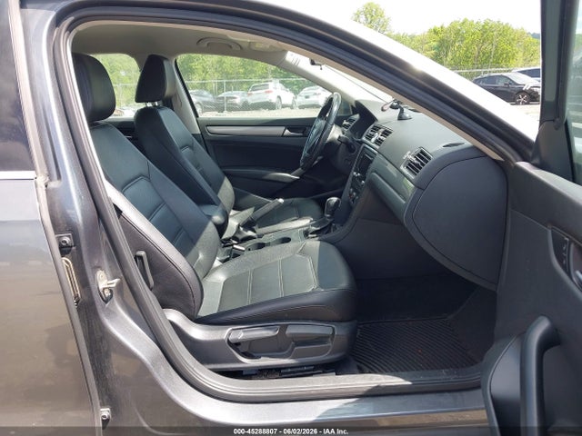 Volkswagen Passat 1.8t Limited Edition