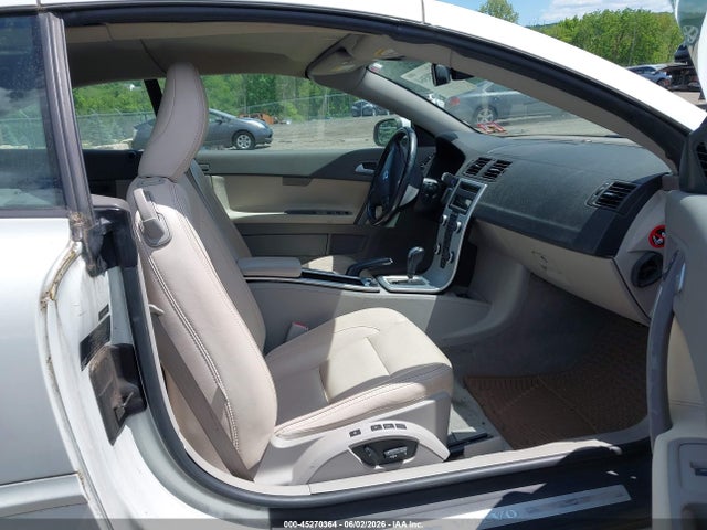 Volvo C70 T5