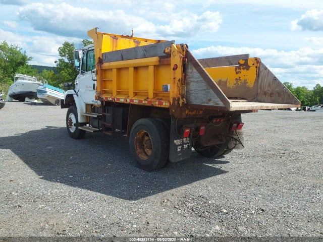 Freightliner Medium Conventional Fl70