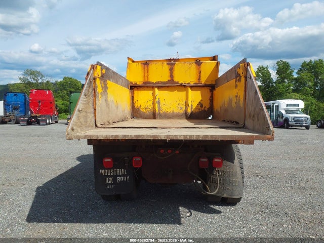 Freightliner Medium Conventional Fl70