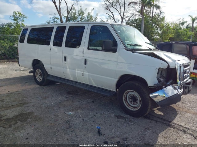 Salvage Ford E-350 Image