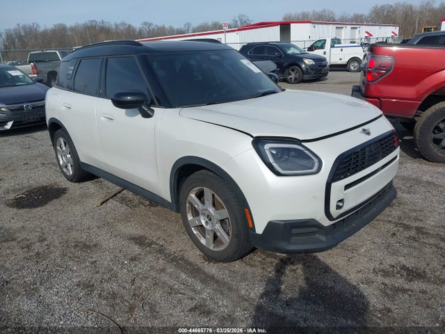 Salvage MINI Countryman Image