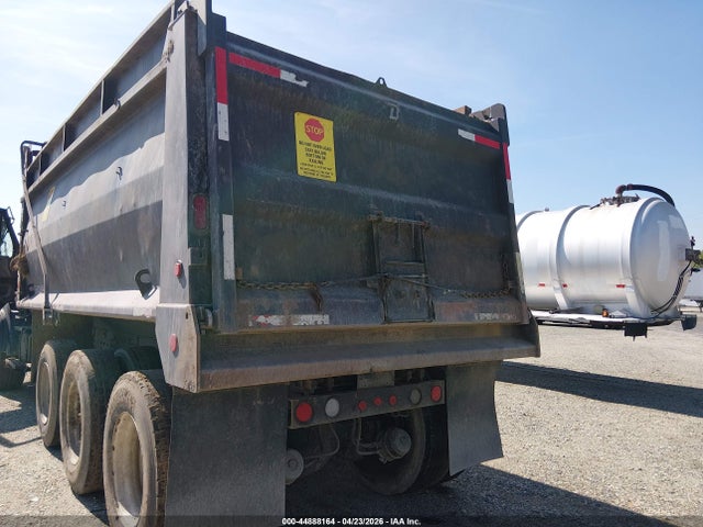 Sterling Truck Lt 9500
