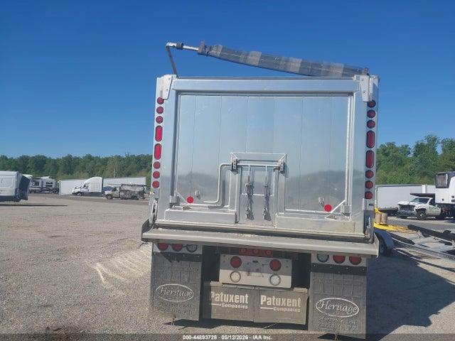 Peterbilt 567