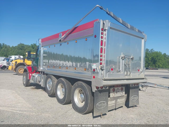 Peterbilt 567
