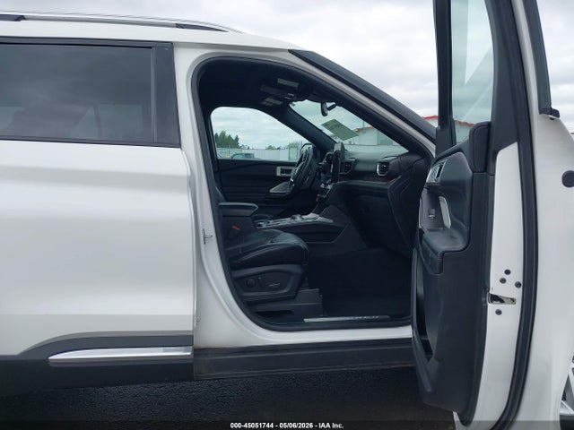 Ford Explorer Platinum