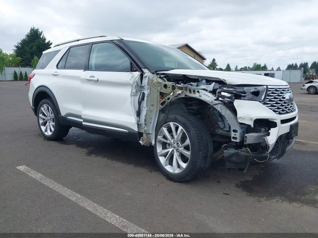Salvage Ford Explorer Image