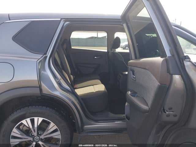 Nissan Rogue Sv Intelligent Awd