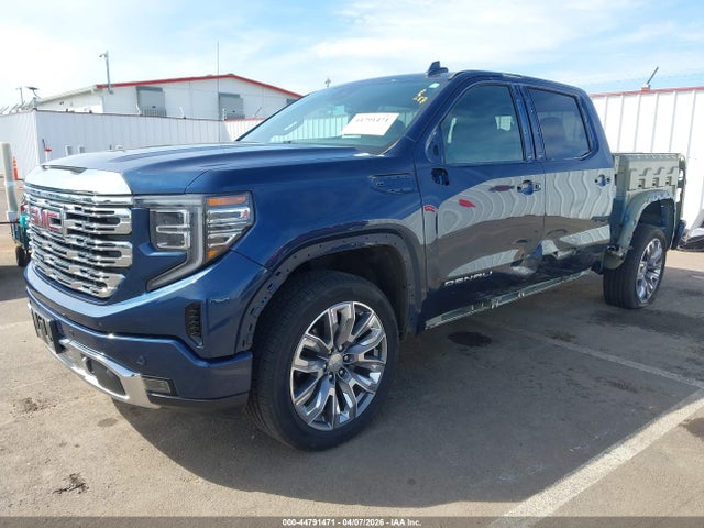 GMC Sierra 1500 4wd  Short Box Denali