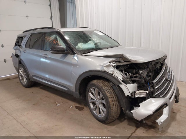 Salvage Ford Explorer Image