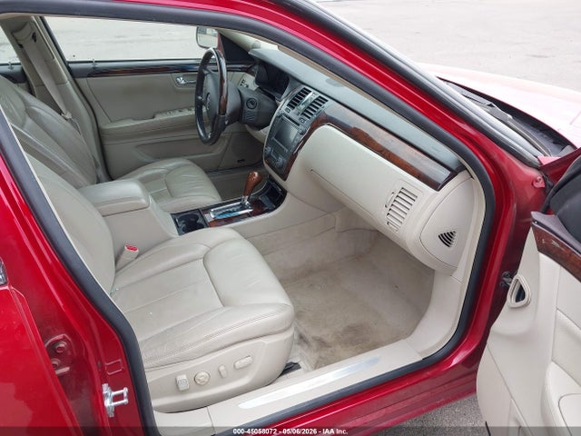 Cadillac DTS Premium Collection