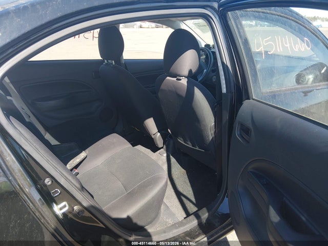 Mitsubishi Mirage Es