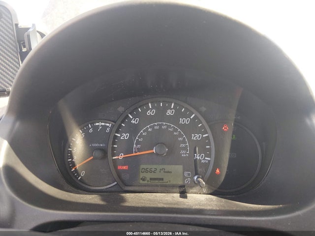 Mitsubishi Mirage Es