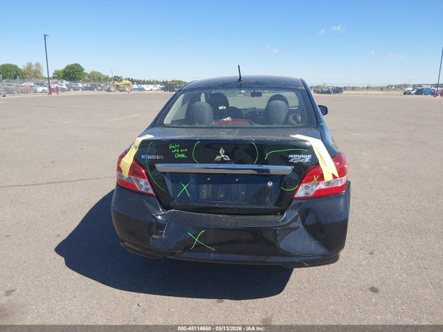 Mitsubishi Mirage Es