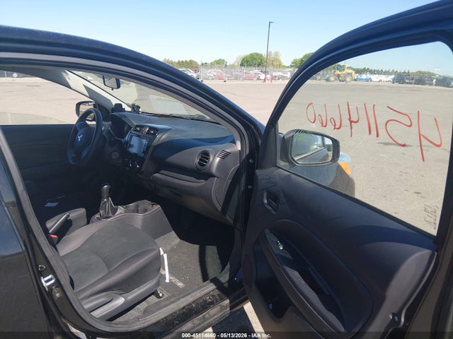 Mitsubishi Mirage Es