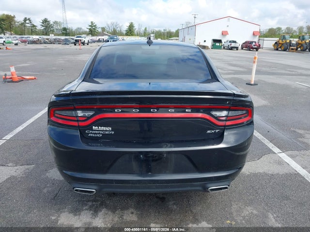 Dodge Charger Sxt