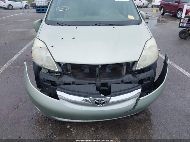 Toyota Sienna Xle Limited