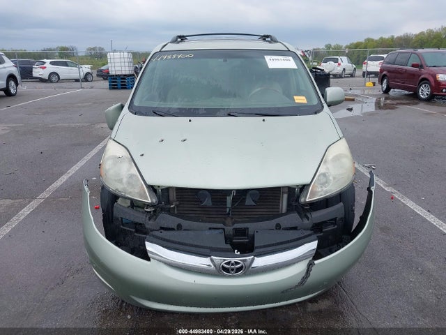 Toyota Sienna Xle Limited