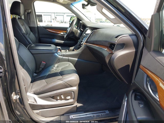 Cadillac Escalade Luxury