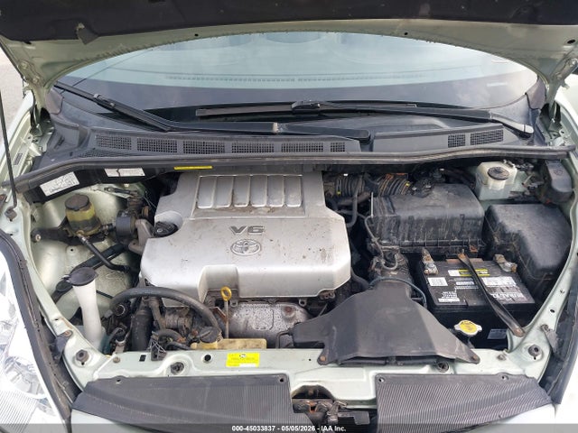 Toyota Sienna Ce