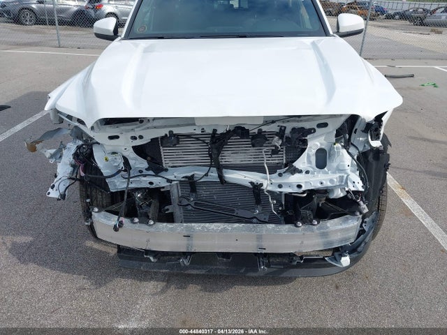 Toyota Tacoma Sr5