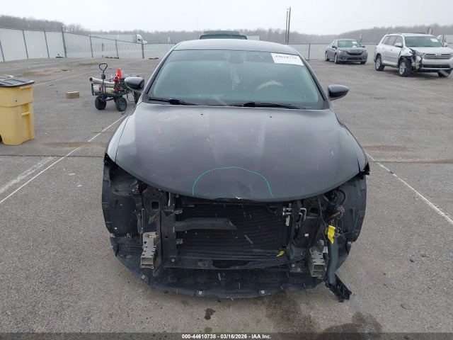 Chrysler 200 Limited Platinum