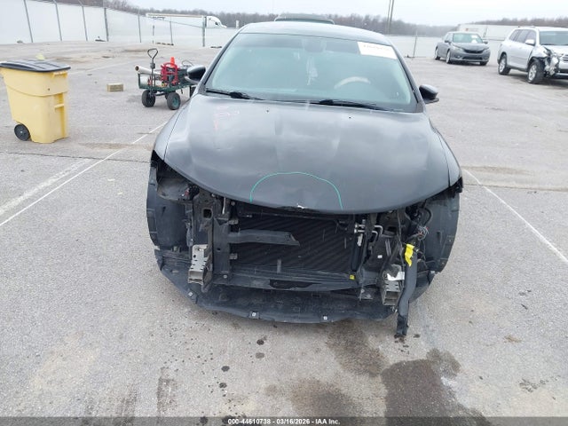 Chrysler 200 Limited Platinum