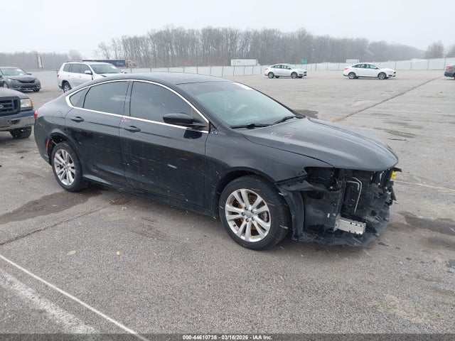 Salvage Chrysler 200 Image