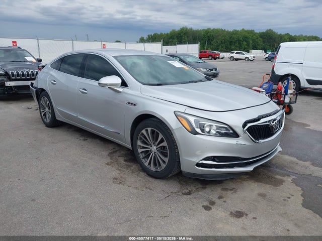 Salvage Buick LaCrosse Image