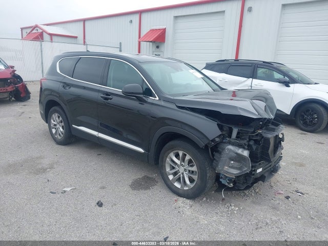 Salvage Hyundai SANTA FE Image