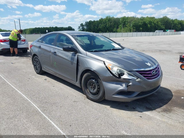 Salvage Hyundai SONATA Image